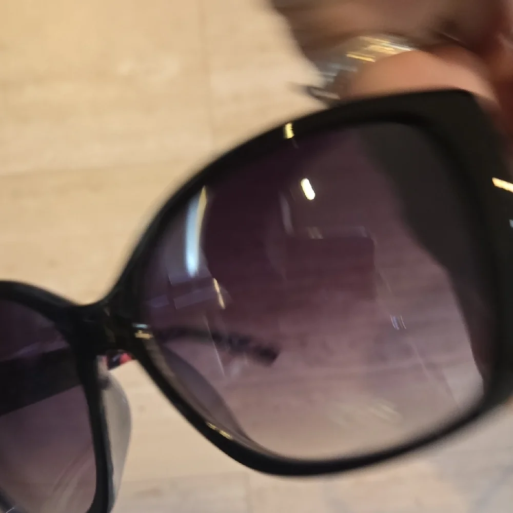 NEW Circus by Sam Edelman Stylish Floral Print Sunglasses